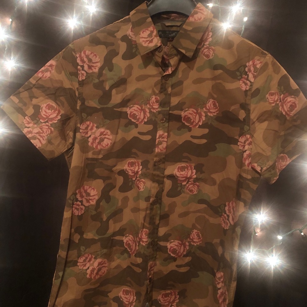 GbyGuess button up!